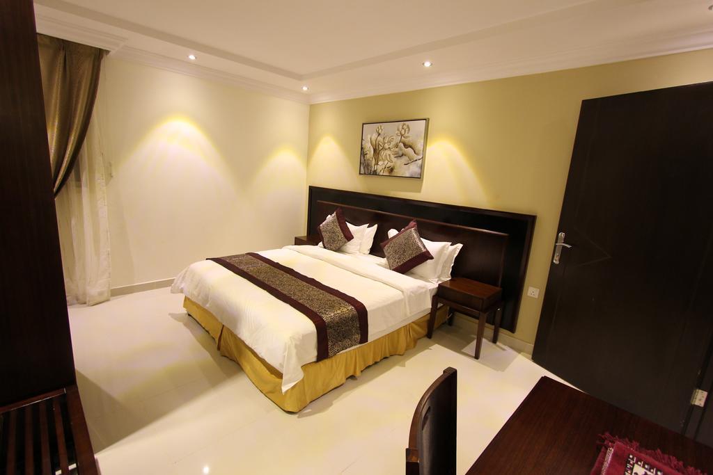Taleen Alaqiq Hotel Apartments リヤード 部屋 写真